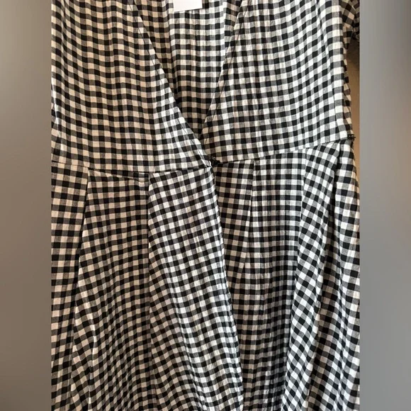 NWT TOPSHOP Gingham Plaid Black/White Puff Sleeve Tulip Wrap Dress - Picture 4 of 7